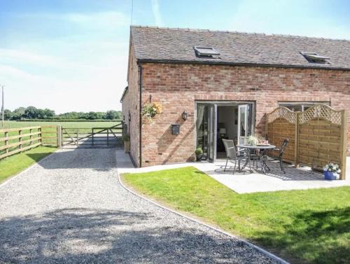 High Ercall House | Rural Cottage-Full Kitchen-Pets Ok-Paddock