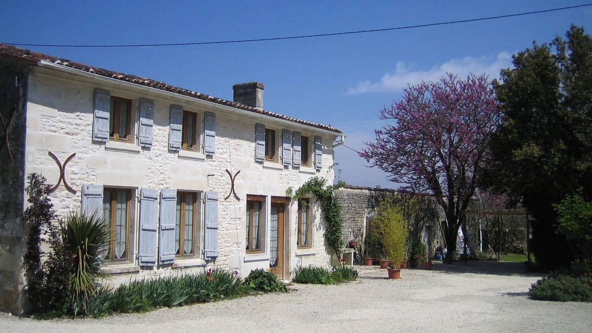 Port-d'Envaux Cottage | Rural cottage near Saintes
