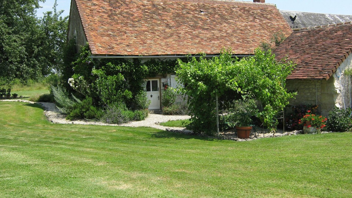 Clere-du-Bois Cottage | Rural Cottage With Private Pool in tranquil setting of 25 acres