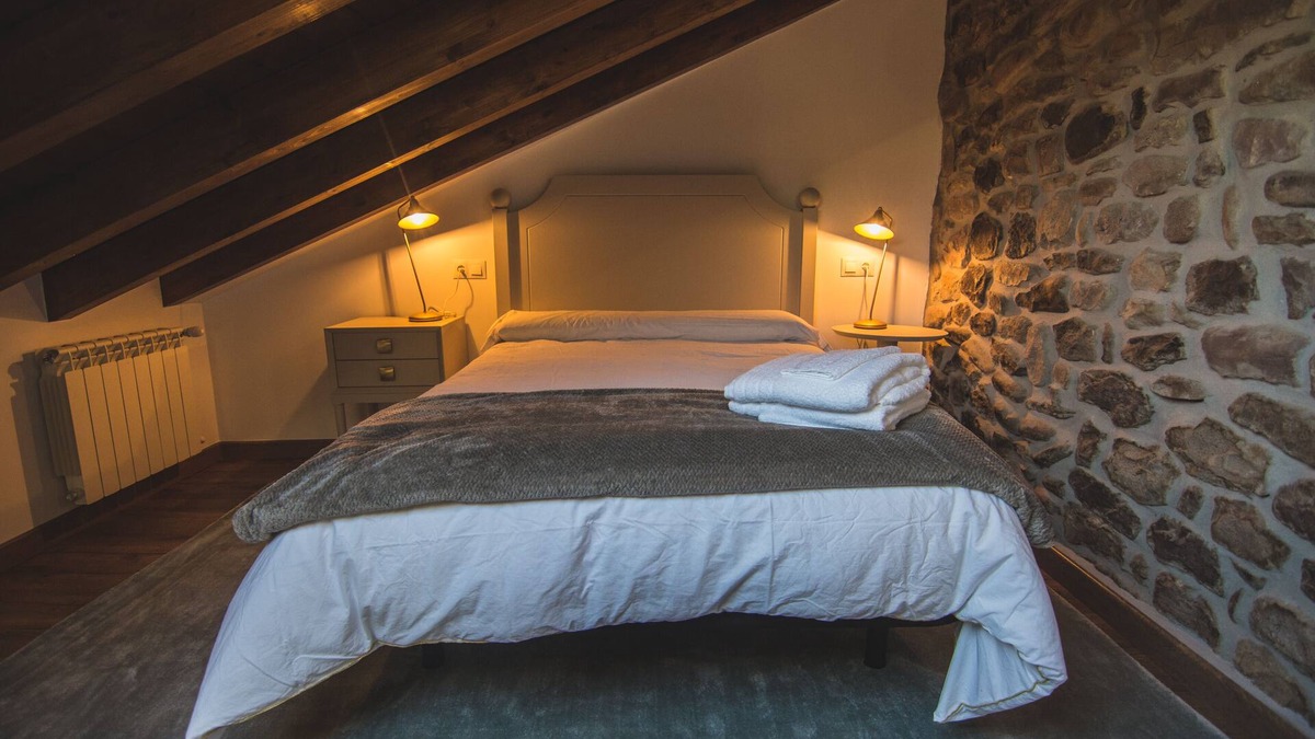 Salces Cottage | Rural Dove.