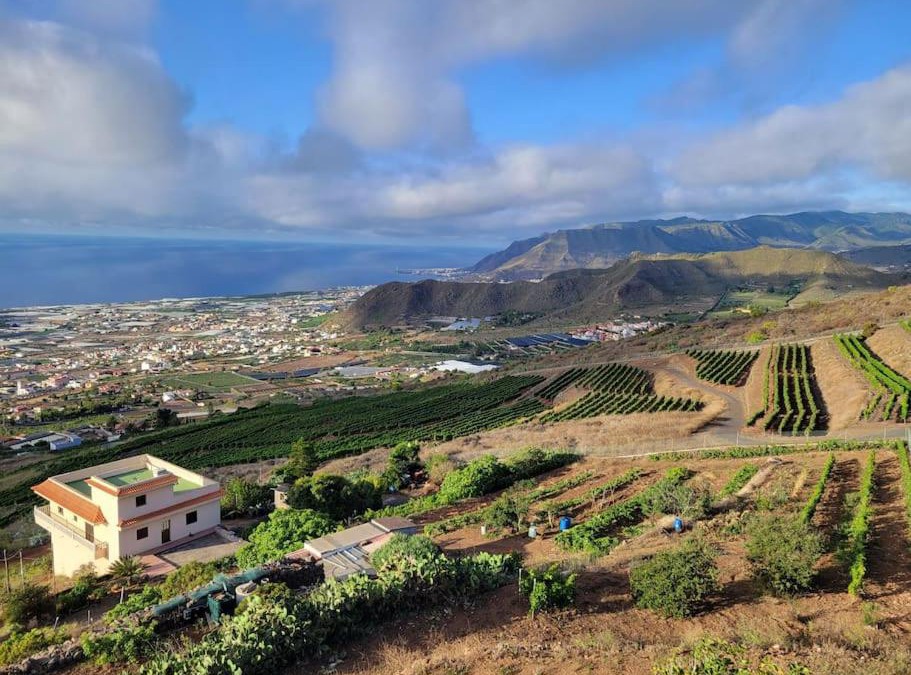San Cristobal de La Laguna House | Rural escape w/stunning views, jacuzzi and sauna