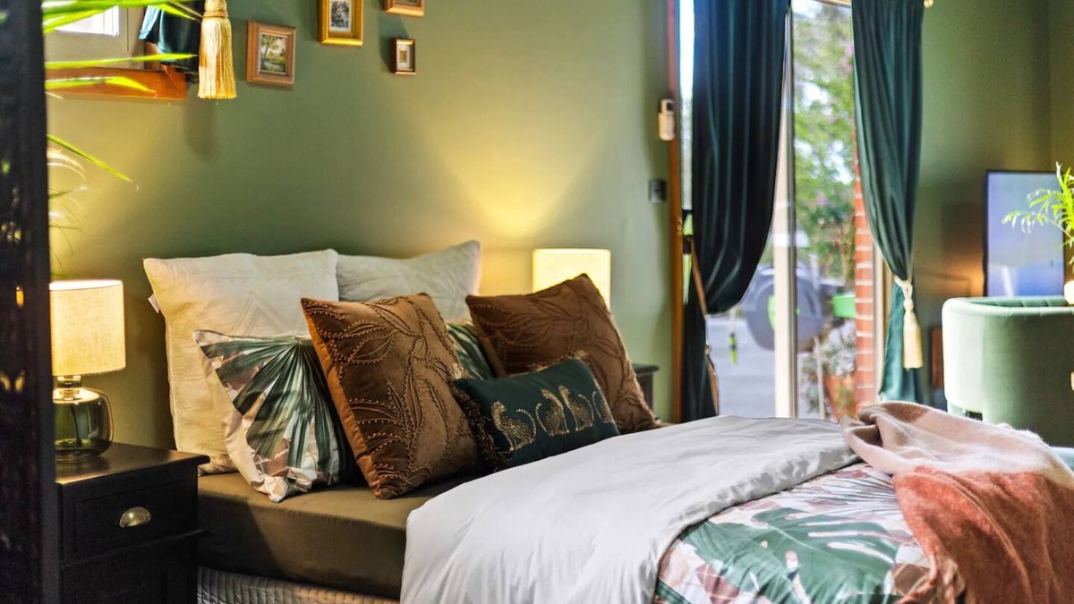Ormeau Hills Apartment | Rural Farm Quarters, North Gold Coast