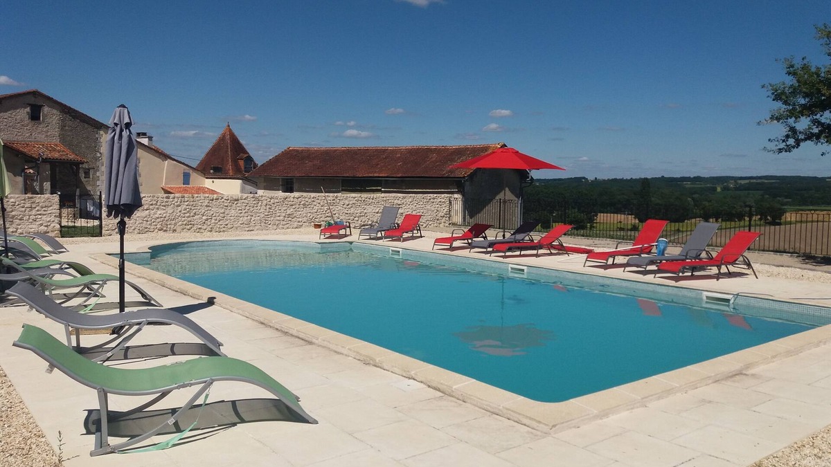 Courgeac Other | Rural farmhouse in stunning setting with huge pool