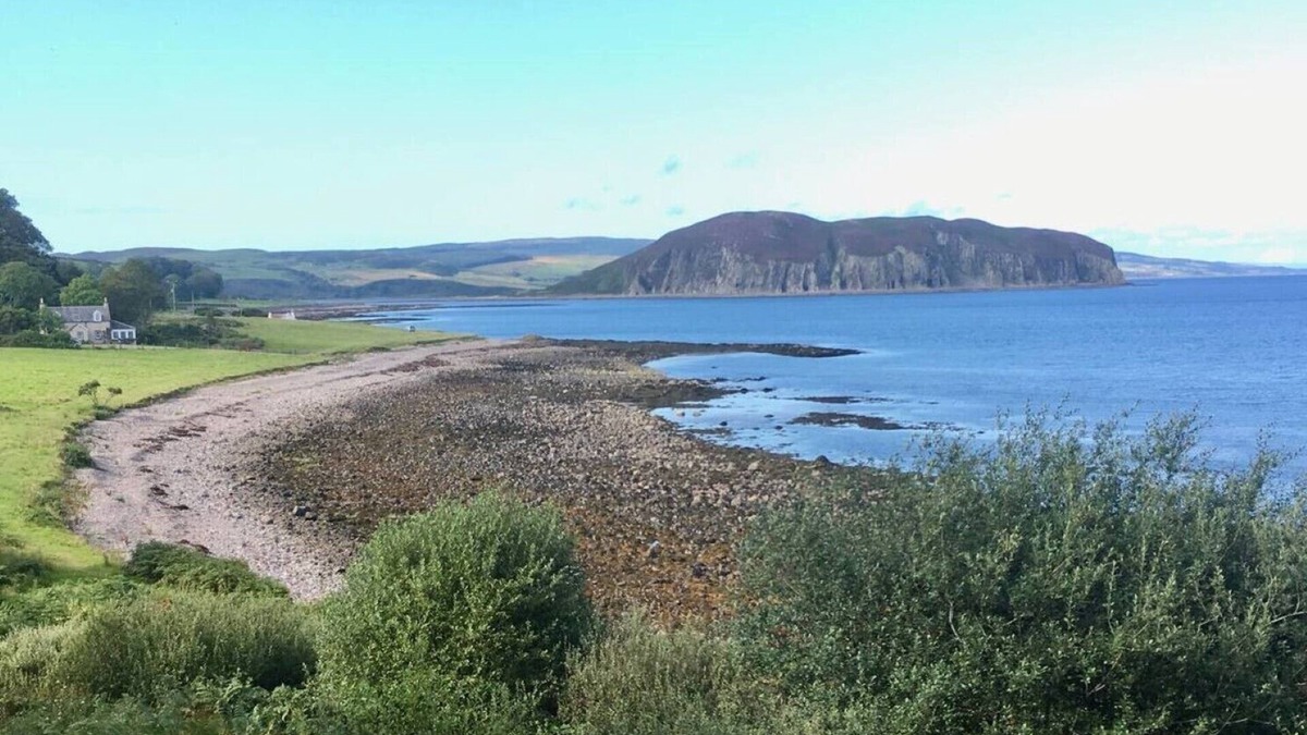Campbeltown House | Rural Farmhouse on Kintyre, West Coast hidden gem sleeps 8