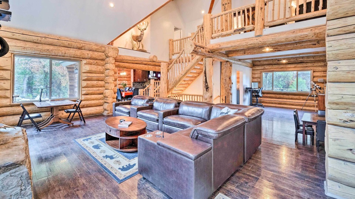 Fruitland Cabin | Rural Fruitland Cabin w/ Decks + ATV Trails!