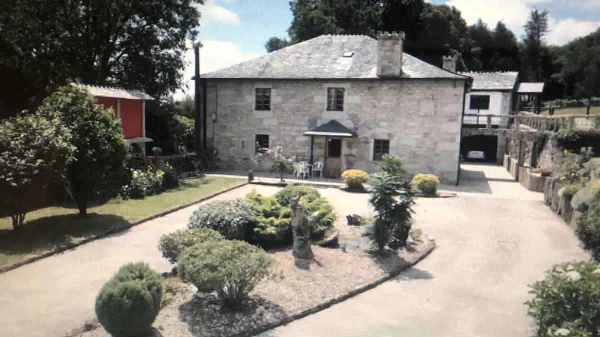 Lugo House | RURAL HOUSE 10 people in LUGO