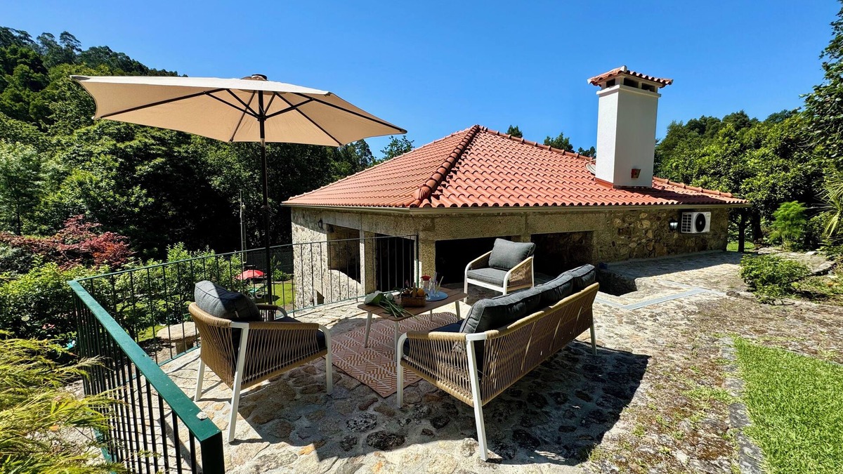 Bico Cottage | Rural house facing the Mestre River