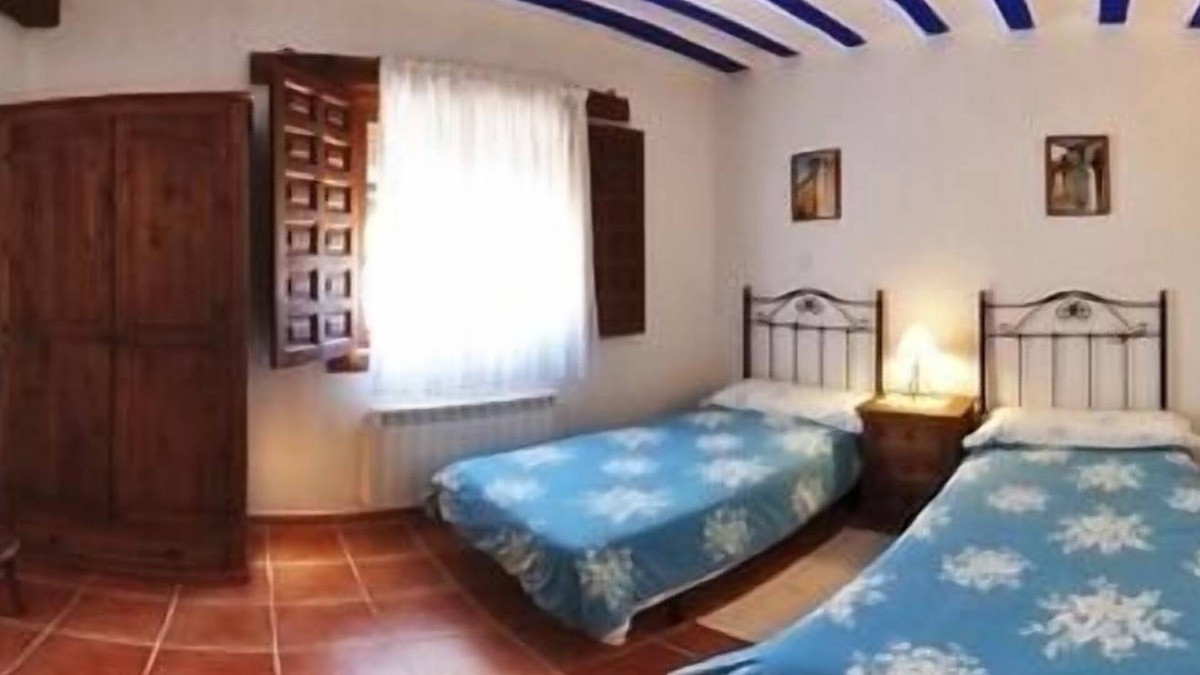 Fuentelviejo Cottage | Rural house (full rental) El Empecinado for 23 people
