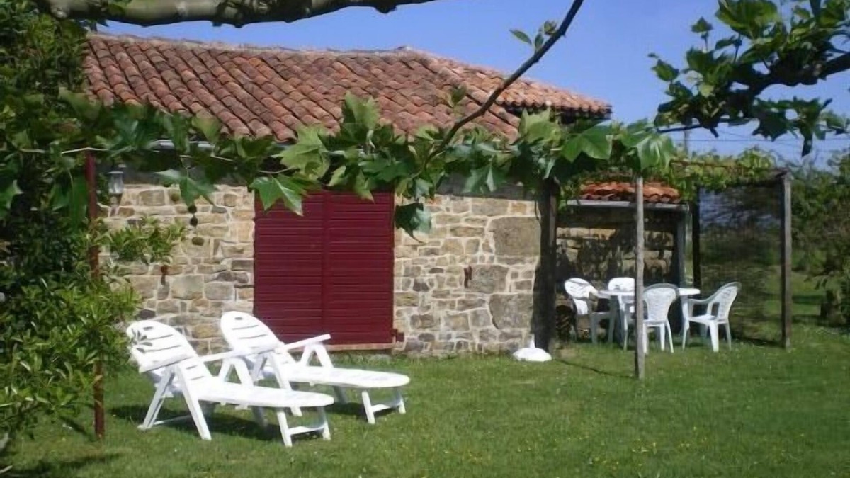 Villaviciosa Cottage | Rural house (full rental) El Prado de la Romía for 4 people