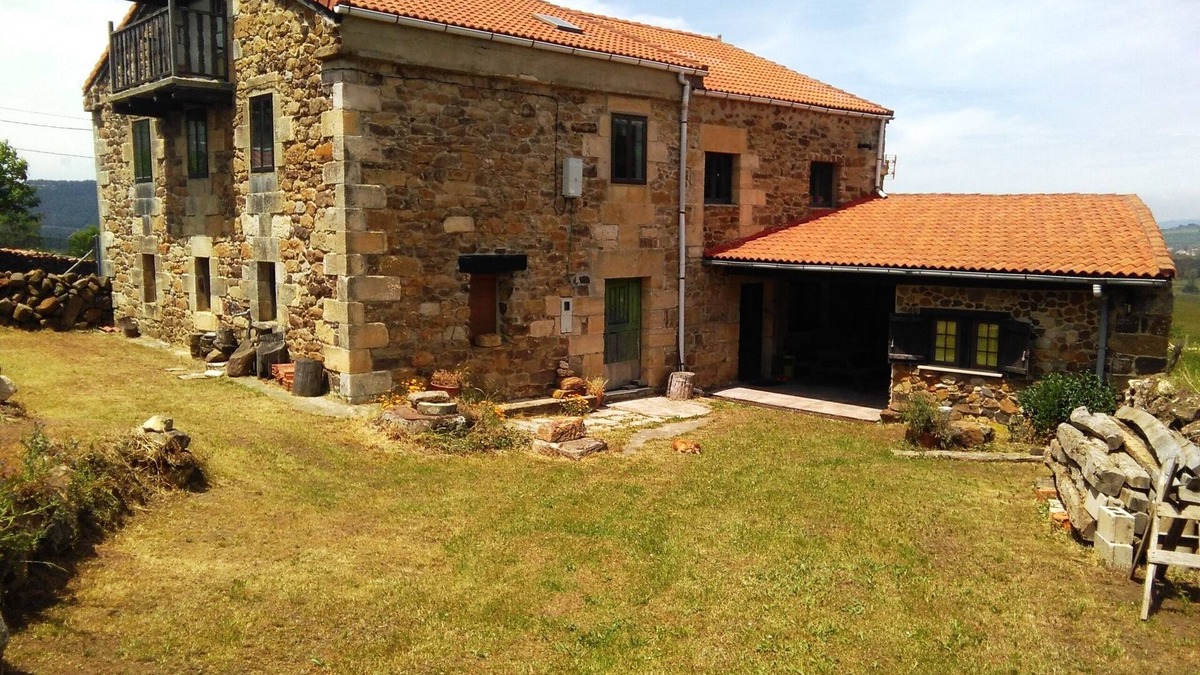 Bezana Cottage | RURAL HOUSE IN FULL NATURE