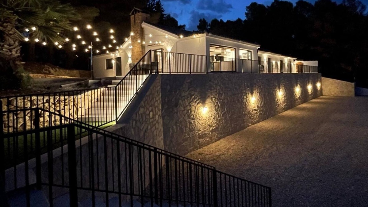Benimantell Villa | Rural house in the mountains of the Costa Blanca