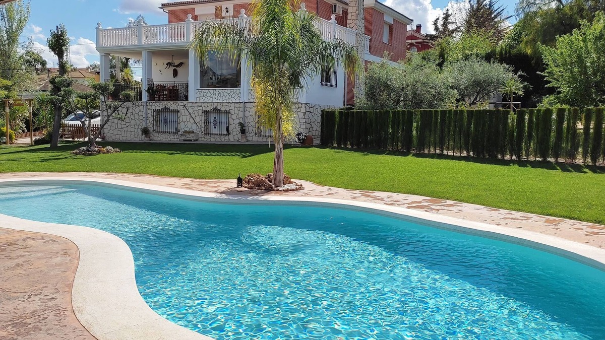 Cabra House | RURAL HOUSE LAS ACACIAS