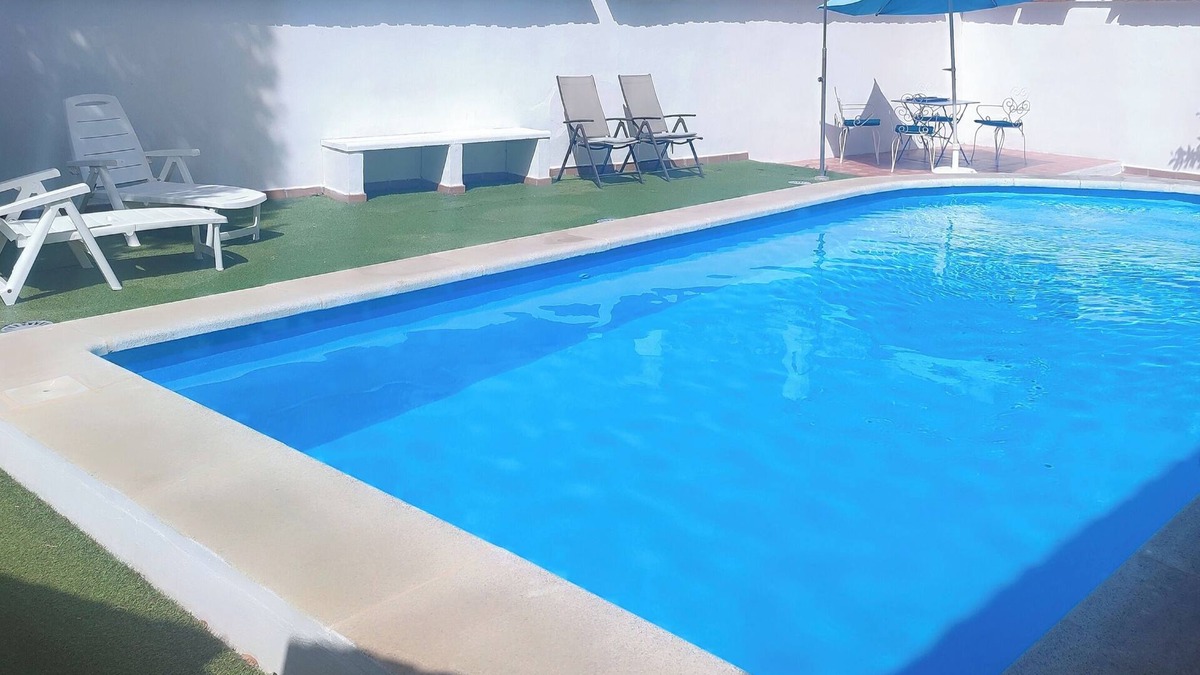 Pinos Puente Cottage | Rural house near Granada. Private pool, barbecue and fireplace.
