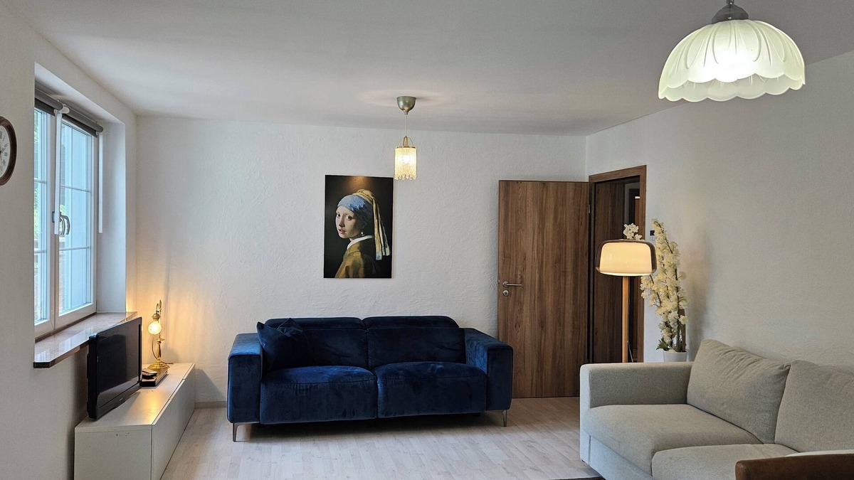 Obermendig Apartment | Rural living by a stream