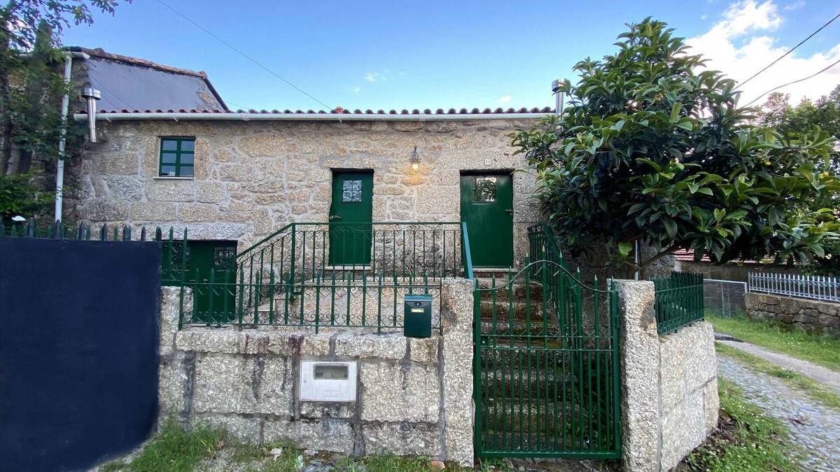 Gondoriz Cottage | Rural House Near Gerês Natural Park - Casa Araujo de Sousa