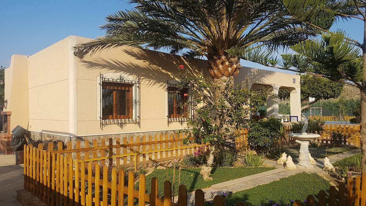 Pechina Cottage | Rural tourist farmhouse LaKiKa with private pool