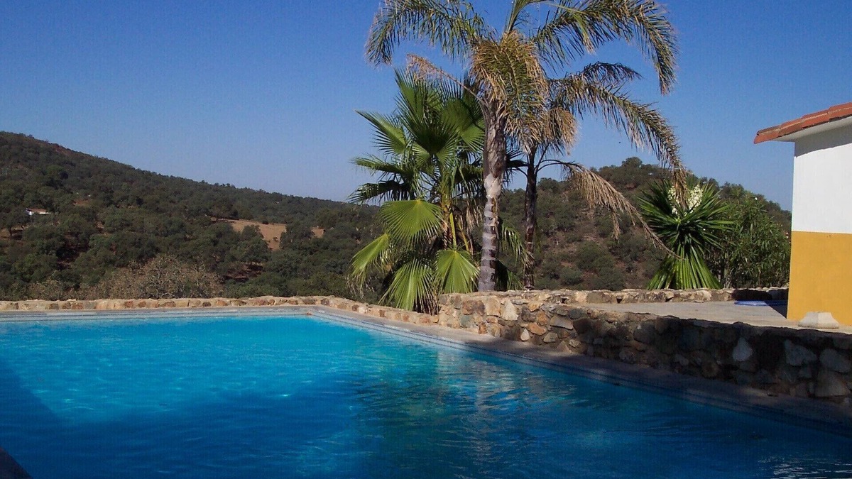 Cortegana House | Rural Tourist Housing Finca El Manzano