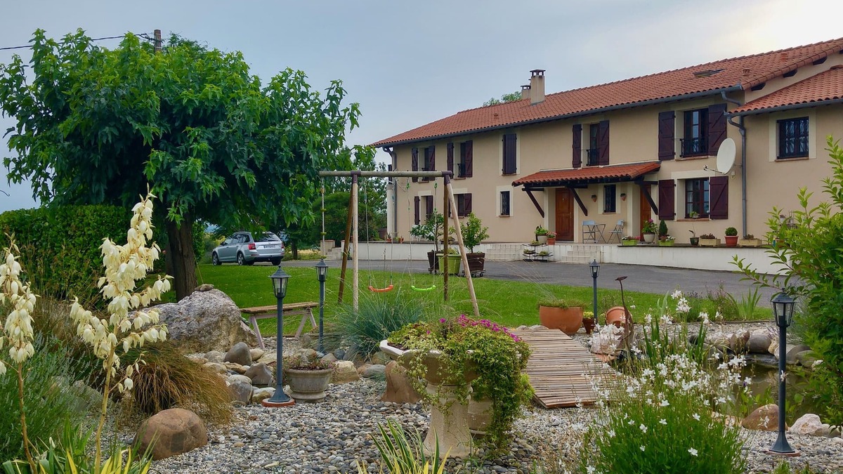 Rieux-Volvestre Apartment | Rural Tranquility near Toulouse