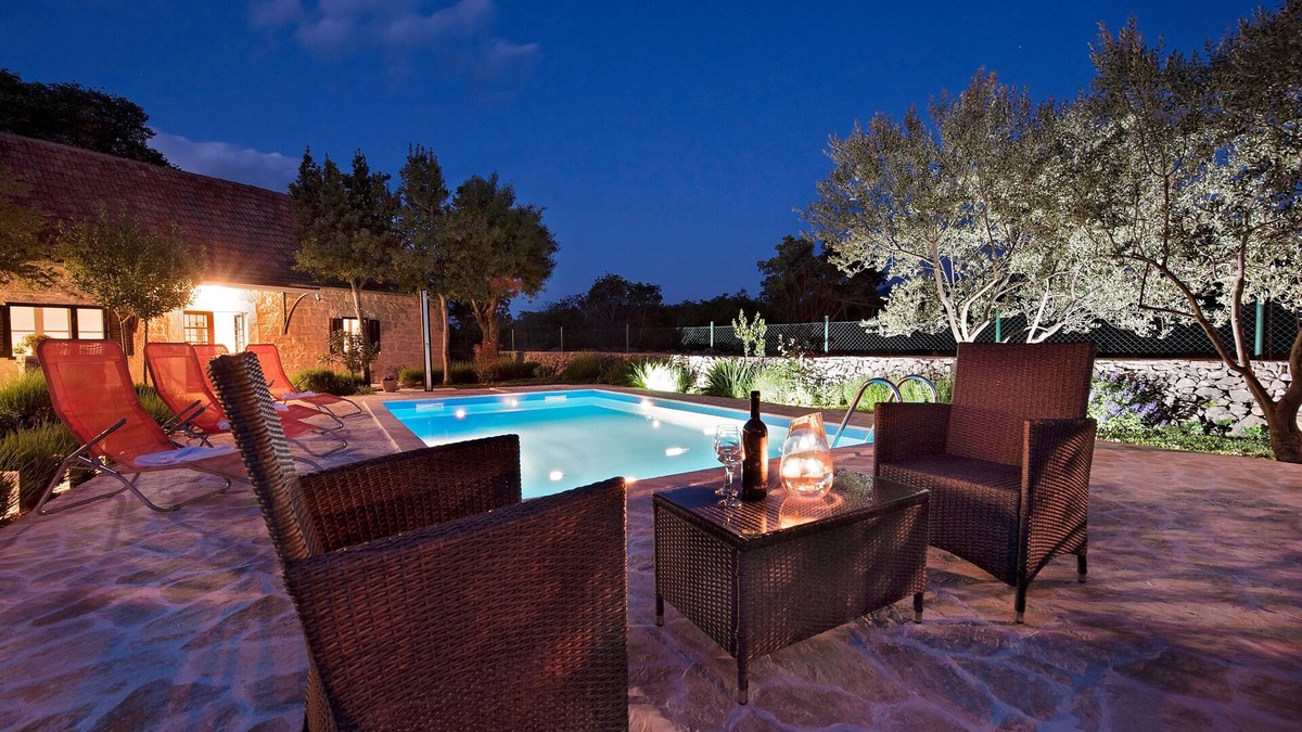 Oklaj House | Rural Villa near National Park Krka