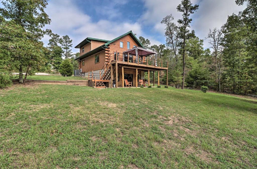 Norfork House | Rural Wooded Cabin Near Trophy Trout Fishing!