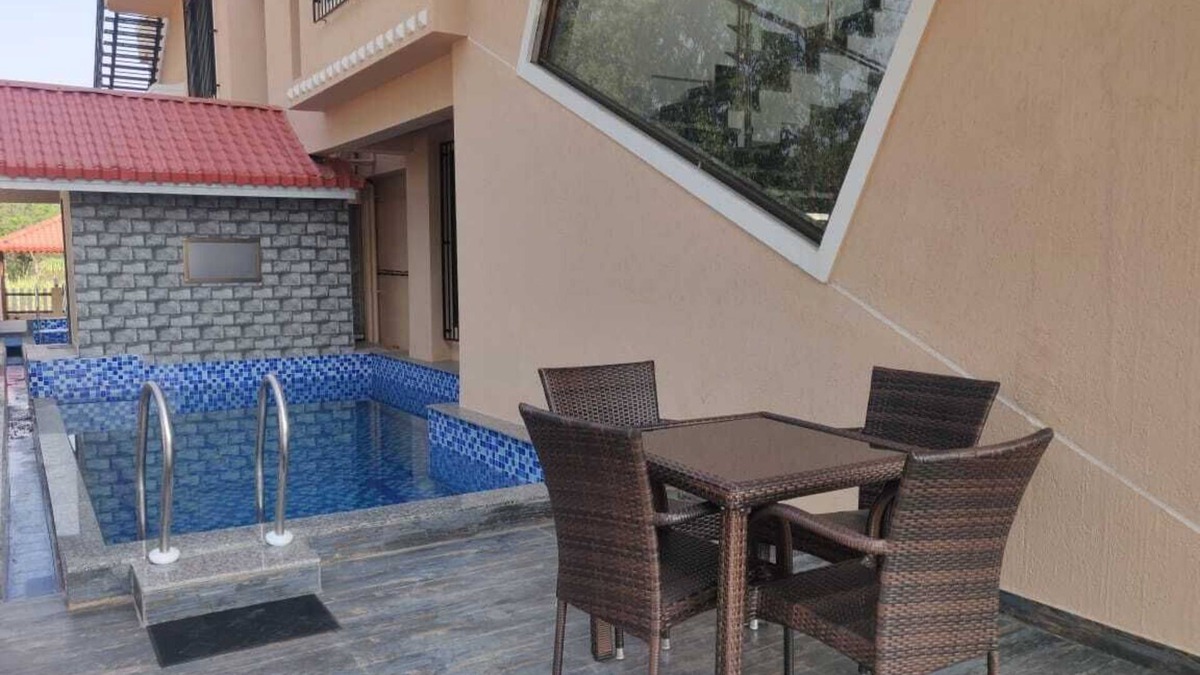 Malavli Villa | RUSSET VILLA - HAVING AN EXCLUSIVE PRIVATE SWIMING POOL & VIBRANT OUTDOOR DECKS