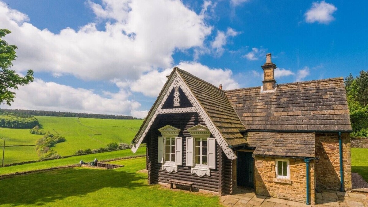Beeley Cottage | Russian Cottage/Chatsworth Estate