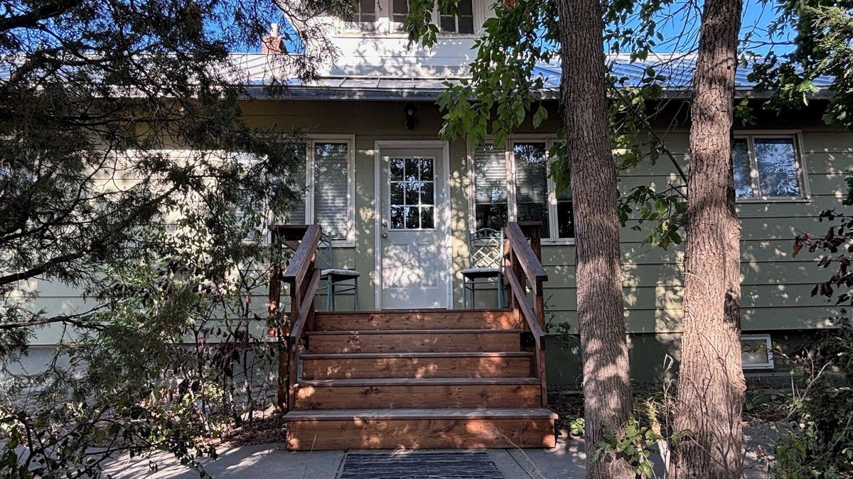 Circle House | Rustic 2-bedroom house in fabulous Circle, MT.