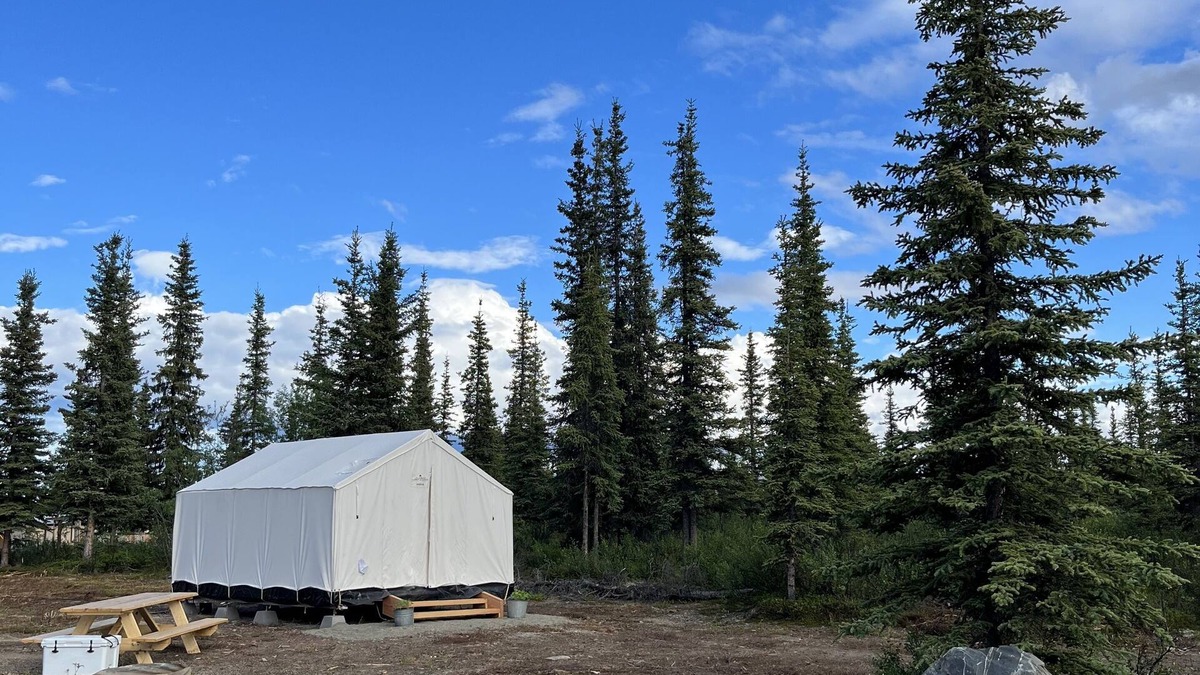Glacier View RV Rental | Rustic Alaskan Wall Tent at Stump Creek B&B