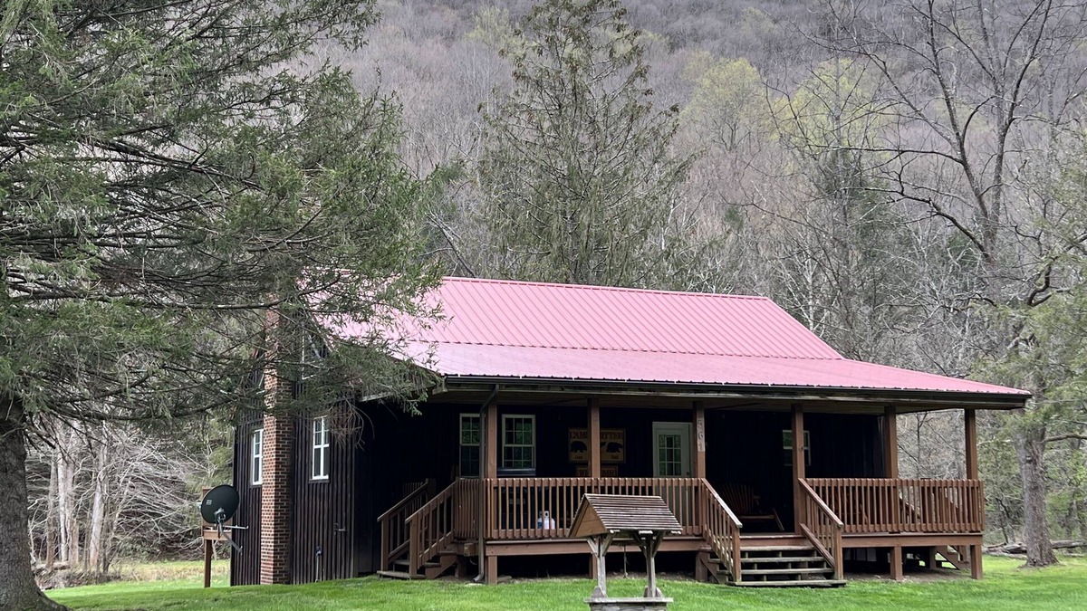 Driftwood House | Rustic and all the comforts of home in the Heart of the Elk Range