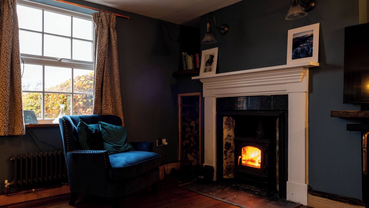 Heathfield Cottage | Rustic and Quirky Comfortable Cottage with Hot Tub