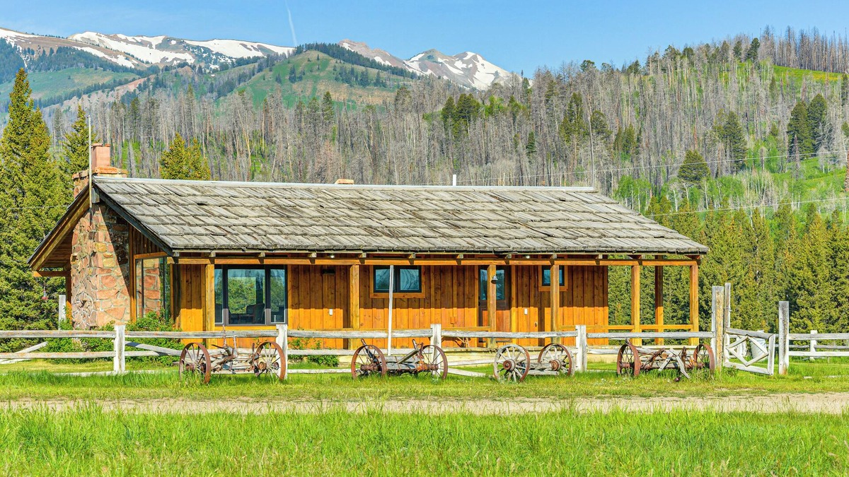 Sublette County Cabin | Rustic Bondurant Cabin: Fish, Hike, & Bike!