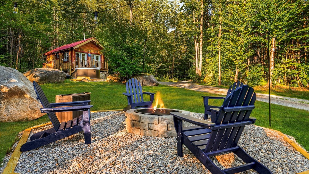 Bethel Cabin | Rustic Cabin! Firepit! Dog Friendly! Hot Tub!