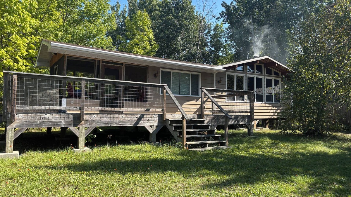 Kenora Cabin | Rustic Cabin Getaway Near Kenora