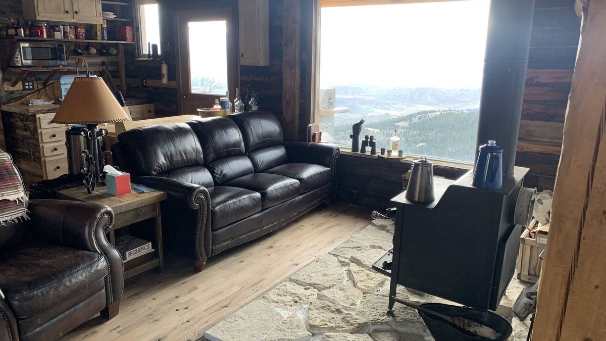 Dubois Cabin | Rustic cabin high in the mountains close to Yellowstone, Tetons and Jackson Hole