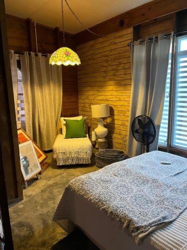 Llanos Costa House | Rustic cabin in the heart of the fields of Pitahaya