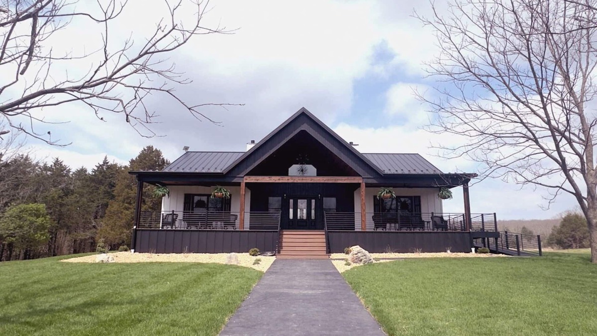 St. James Other | Rustic charm meets modern comfort on 154 acres of Missouri countryside.