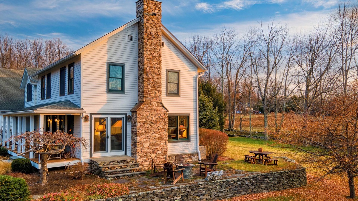 Prattsville House | Rustic-Chic Farmhouse w/Firepit, Close to Windham Ski & Catskills Adventures!