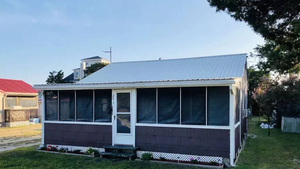 Broadkill Beach Cottage | Rustic Cottage at Broadkill Beach