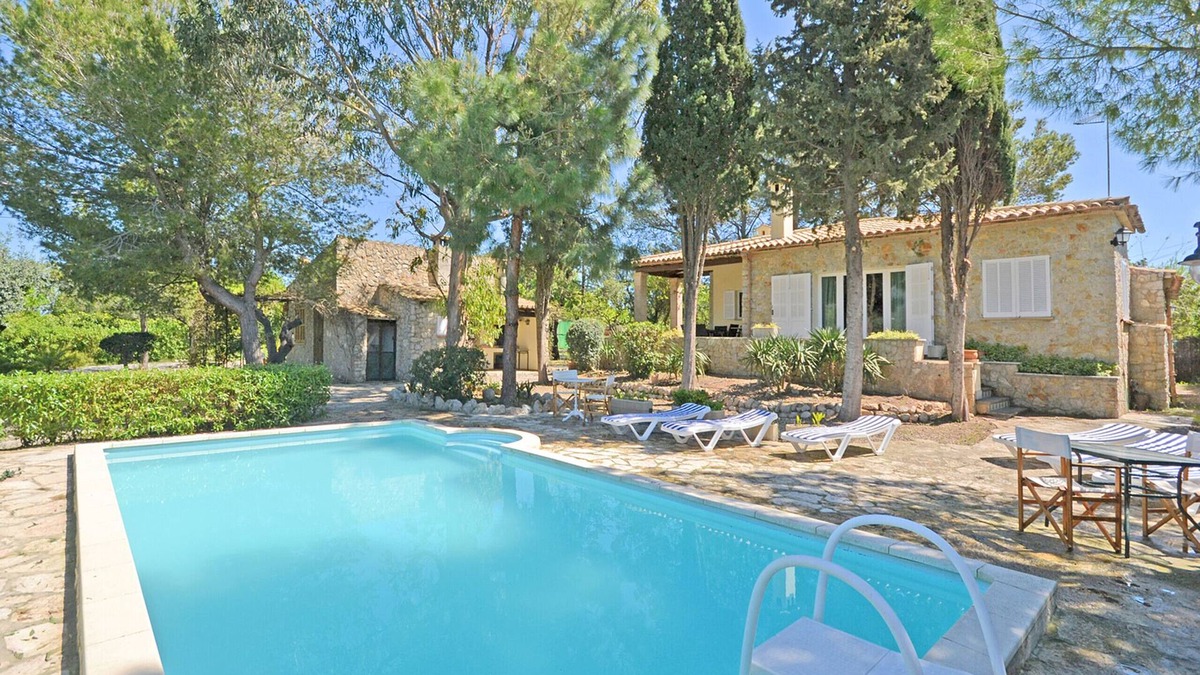 Inca Villa | Rustic - Cozy country house with pool in Mancor de la Vall, Mallorca