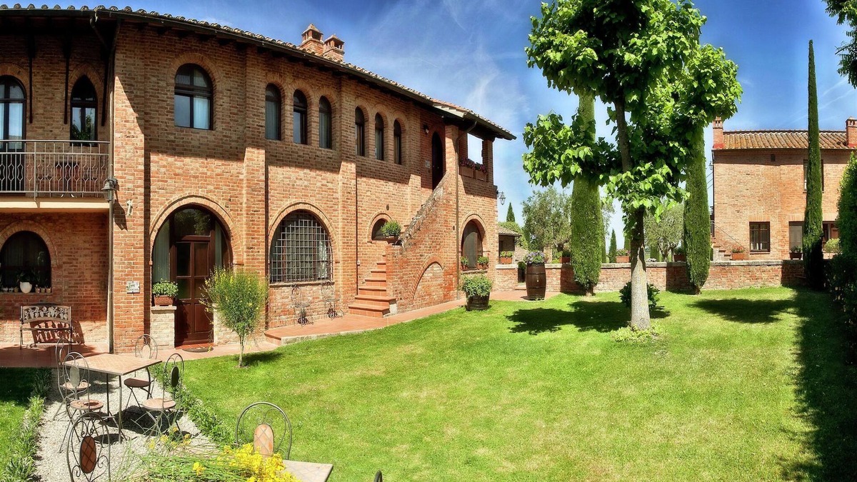 Ferretto Villa | Rustic Elegance in Montepulciano