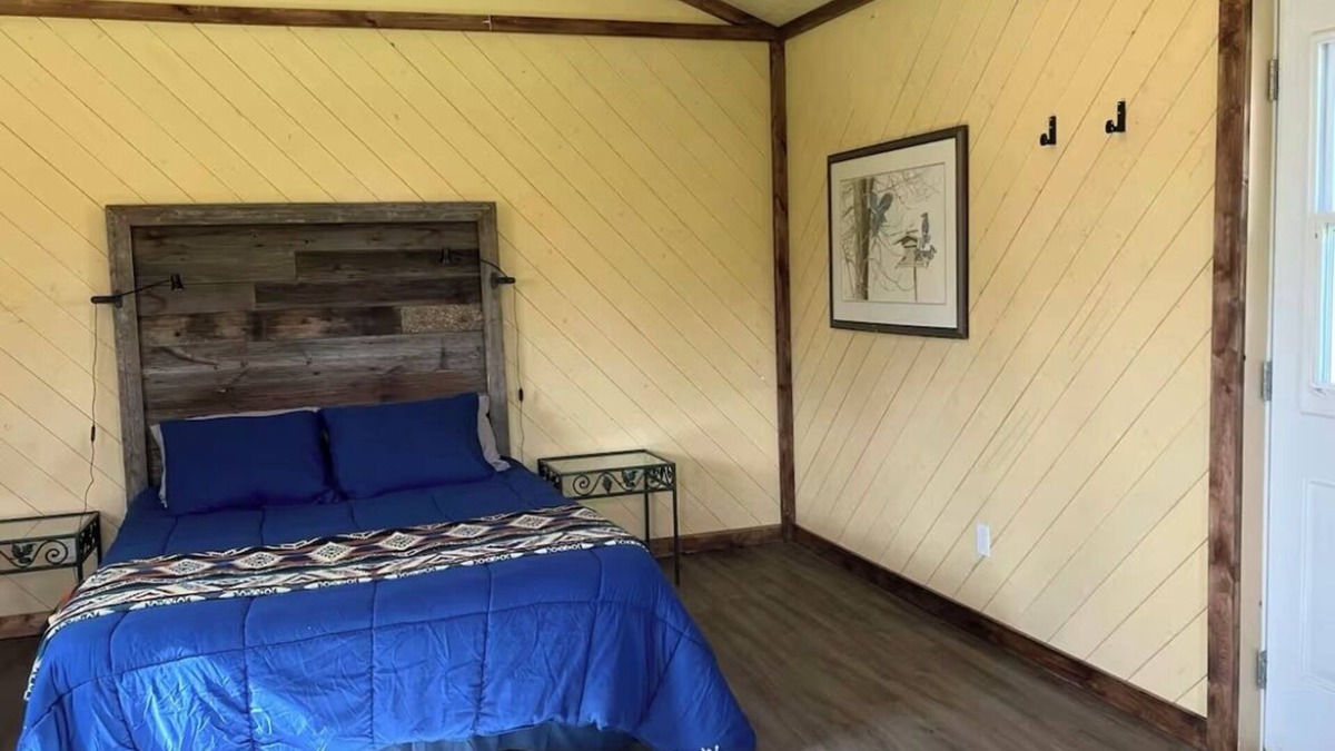 Herbert House | Rustic getaway north of Herbert