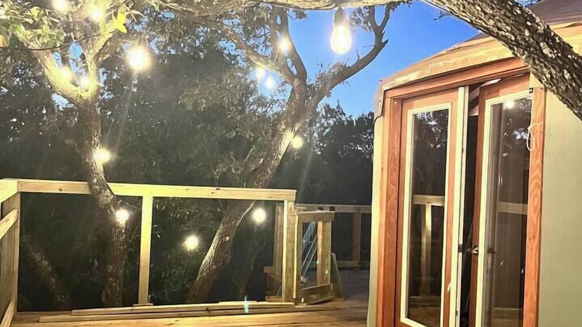 Gatesville Cabin | Rustic Hill Country Glamping on 14 Acres, Rustic Hill Country Glamping
