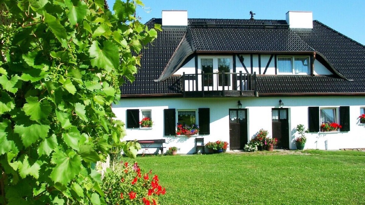 Schwaneberg Apartment | Rustic holiday apartment in the Uckermark, the 'Tuscany of the North'