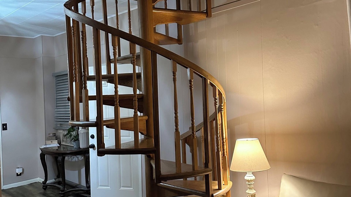 Crittenden House | Rustic home in Darien Center