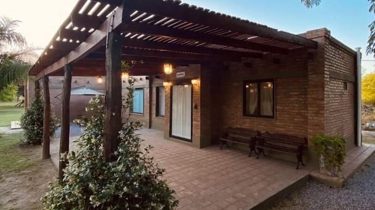 Santiago del Estero House | Rustic House with Pool in Santiago del Estero - No Commission
