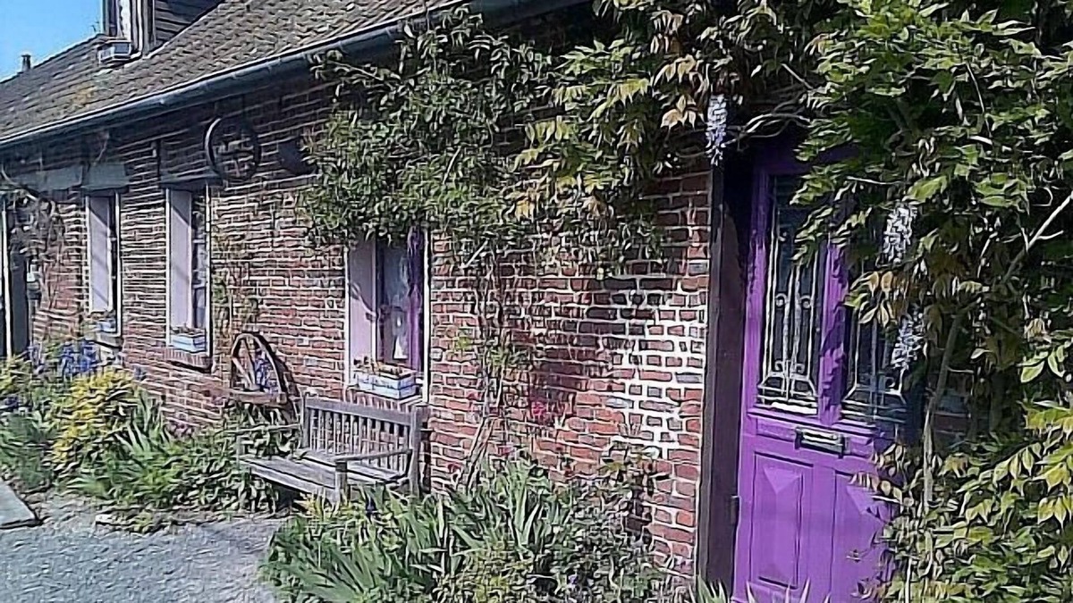Crecy-en-Ponthieu House | Rustic House On the Outskirts of Small Town, Famous Site of the Battle of Crecy