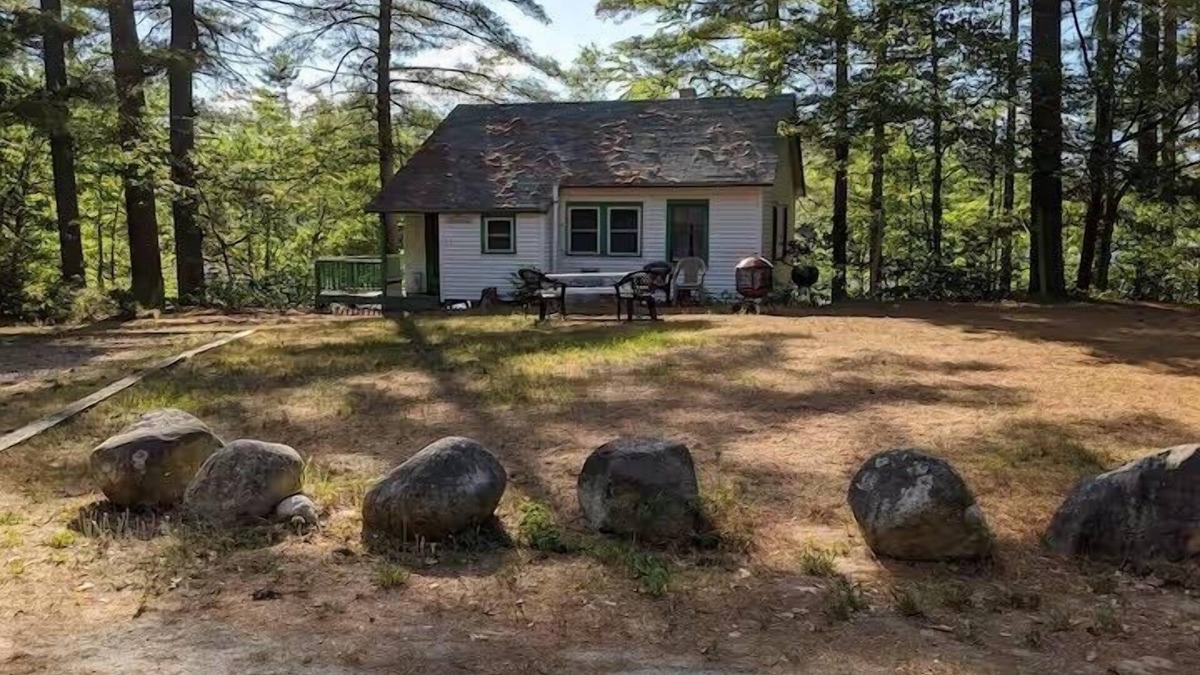 Raymond Cottage | Rustic Lakefront Stay with Panoramic Views and Shared Water Access