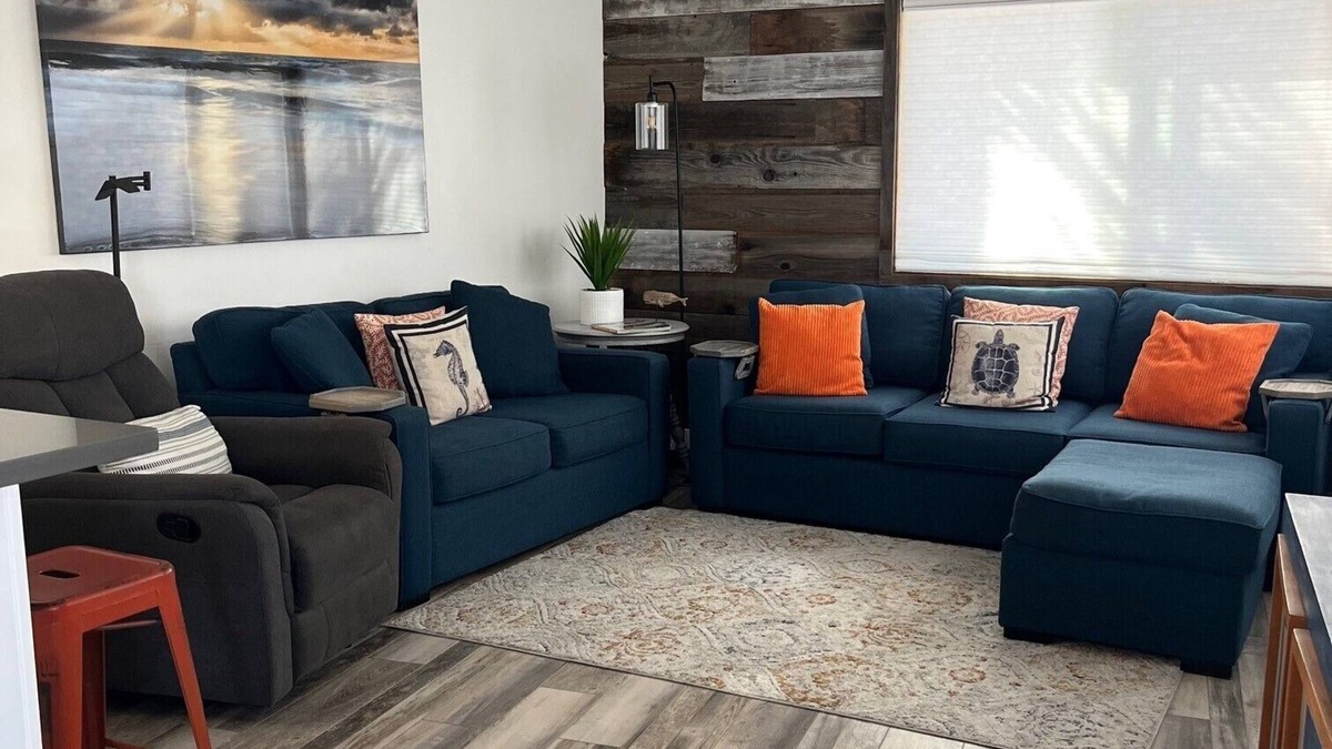 Seabright Apartment | Rustic Modern 1BR in Sunny Seabright