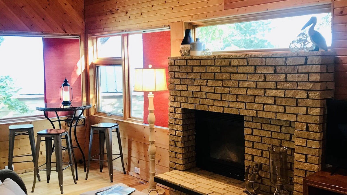Pepin Apartment | Rustic Modern Loft - Across street from winery, walk to Marina/Harbor View Cafe