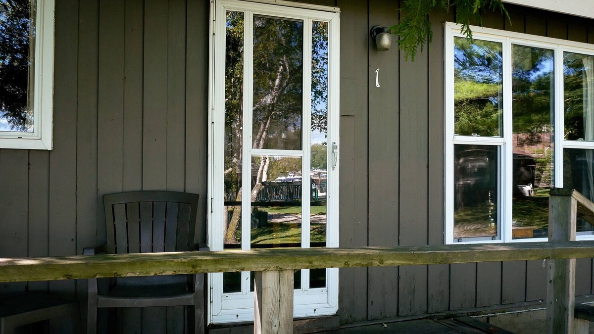 Port Severn Cabin | Rustic Muskoka Cabin on the Lake- Port Severn